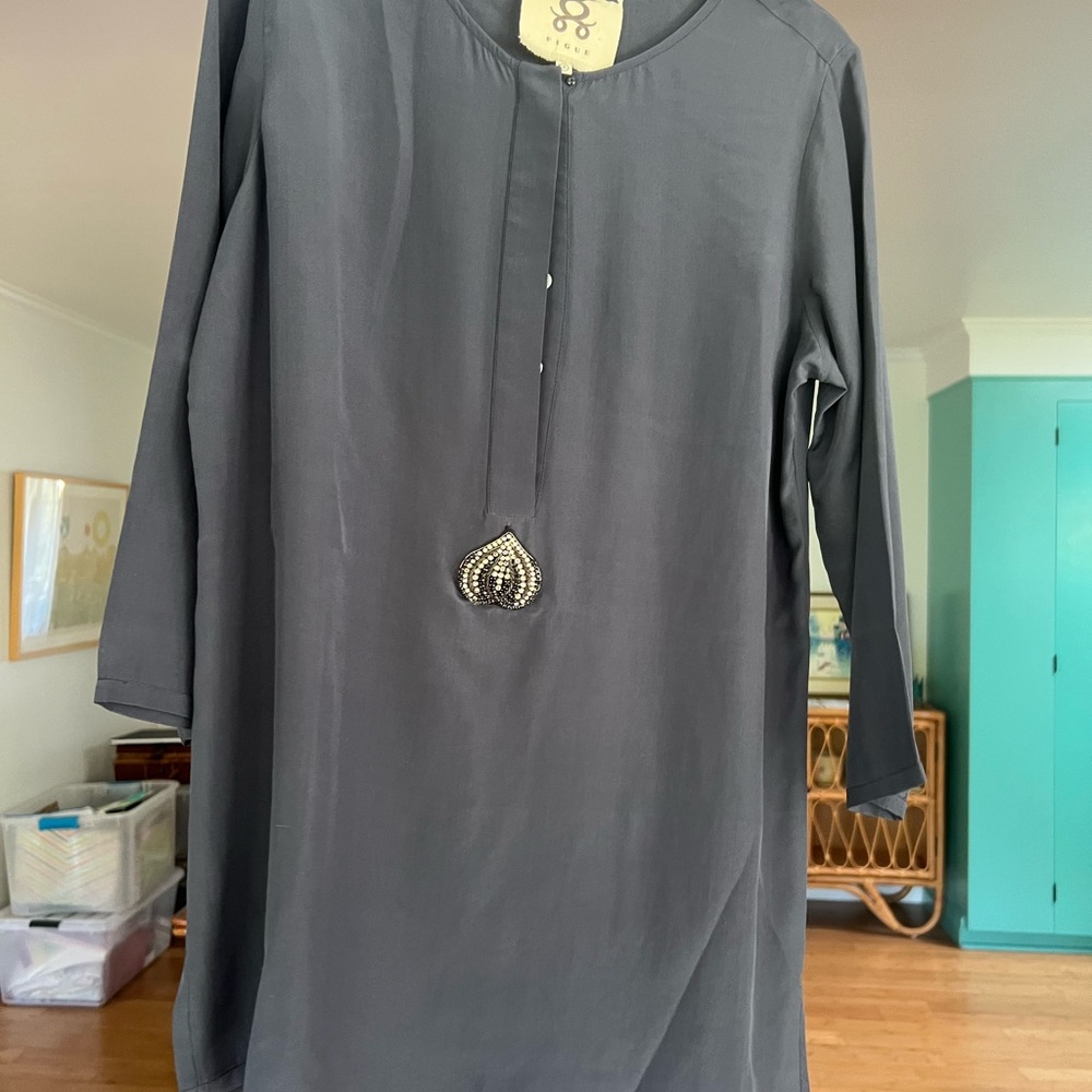 Figure Silk Long Sleeve Embroidered Tunic Small